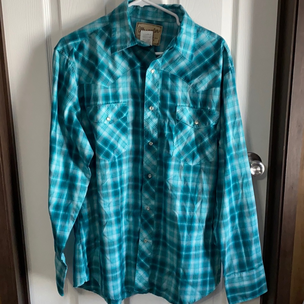 Wrangler pearl snap